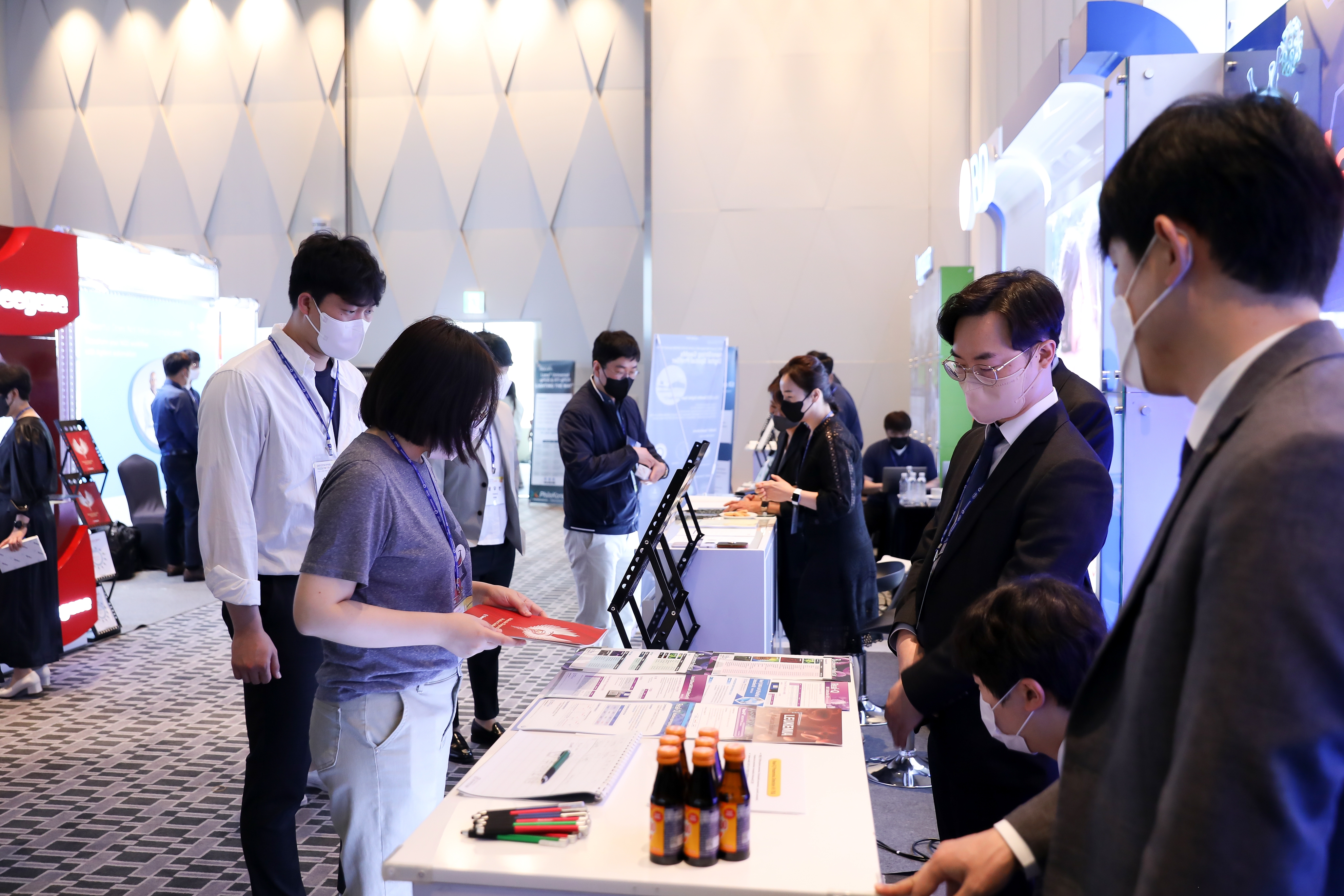 학술대회 이미지