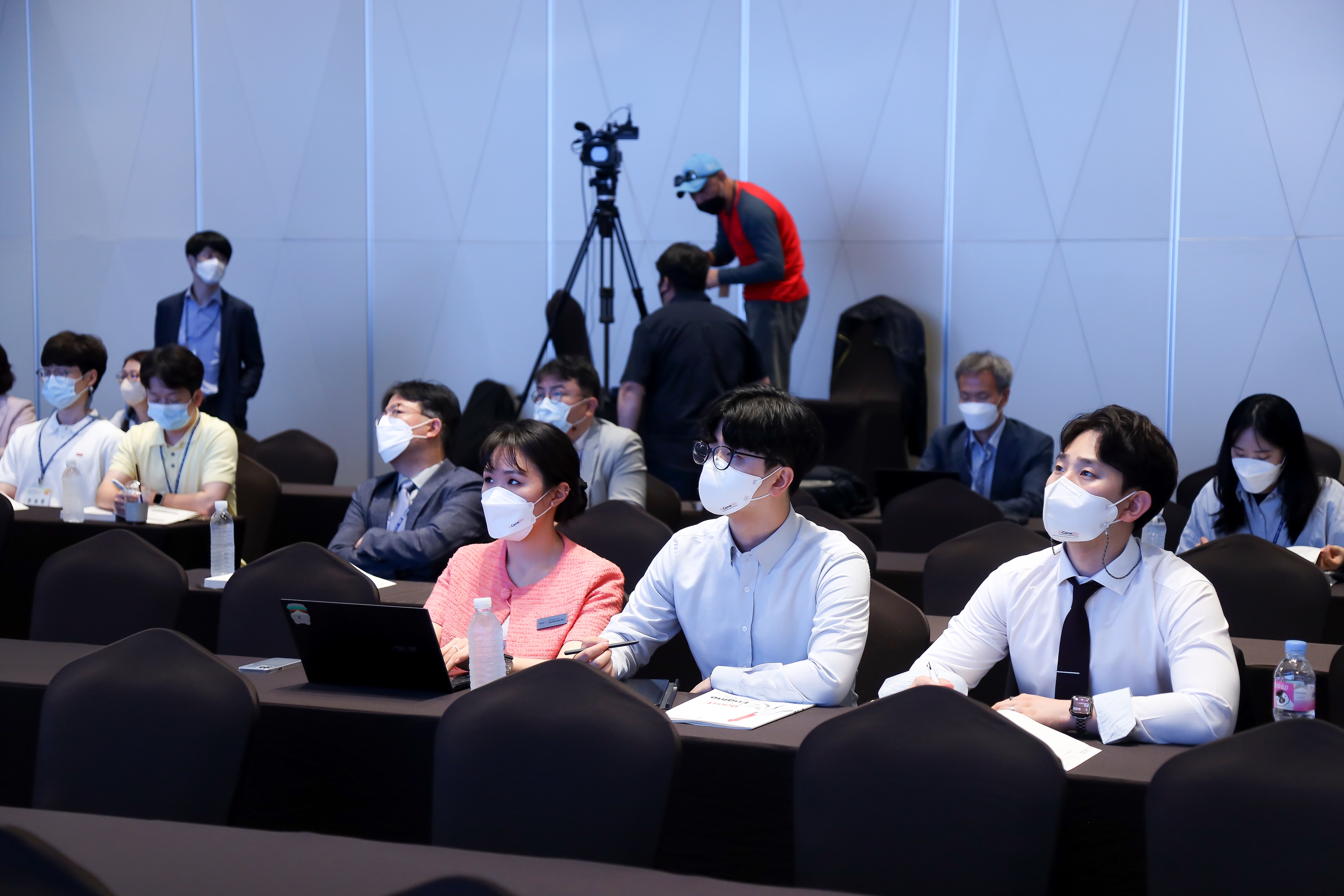 학술대회 이미지