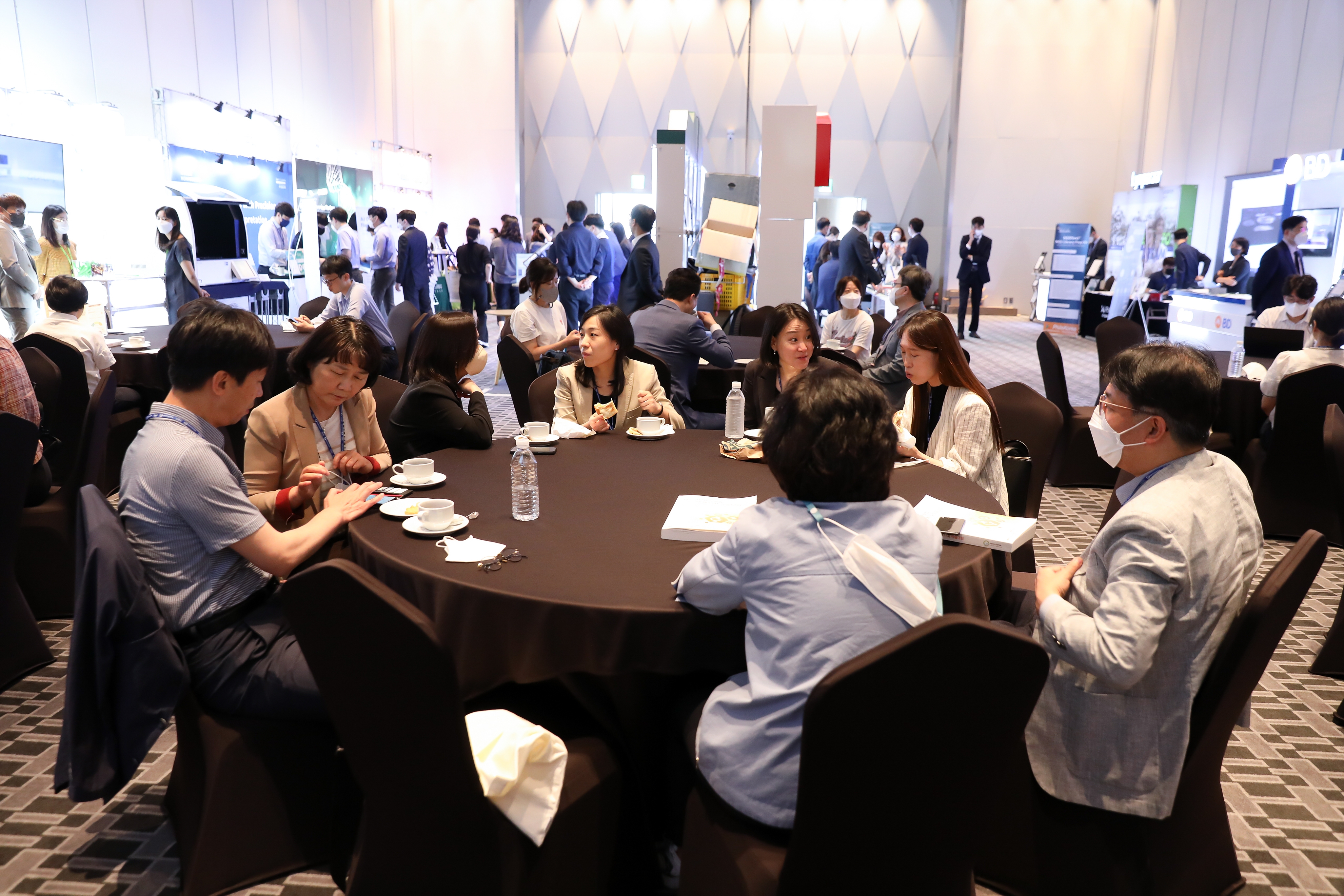 학술대회 이미지